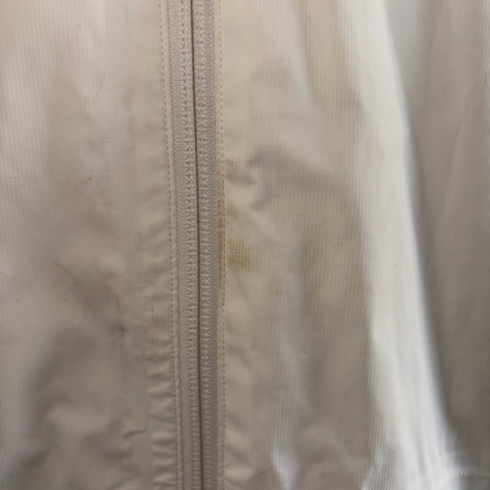 The North Face Rain Coat - Picture 8 of 8